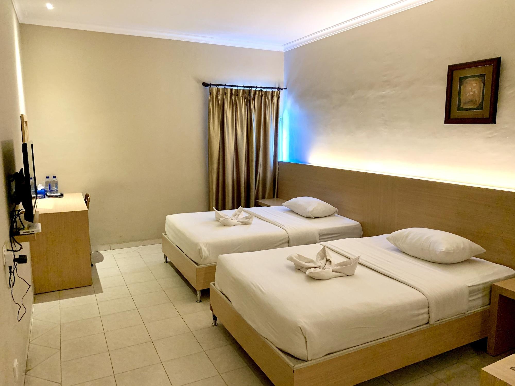 Sky View Hotel Managed By Os Batam Esterno foto