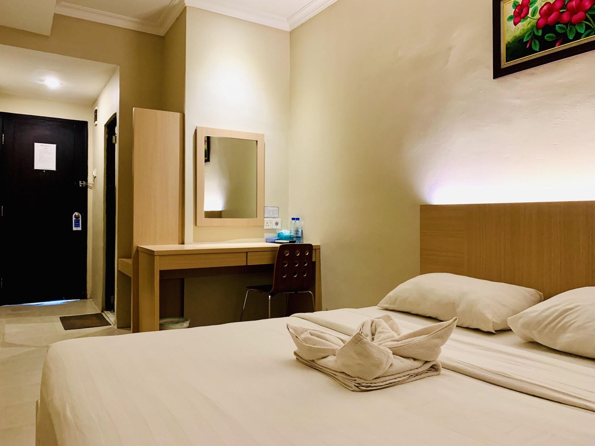 Sky View Hotel Managed By Os Batam Esterno foto