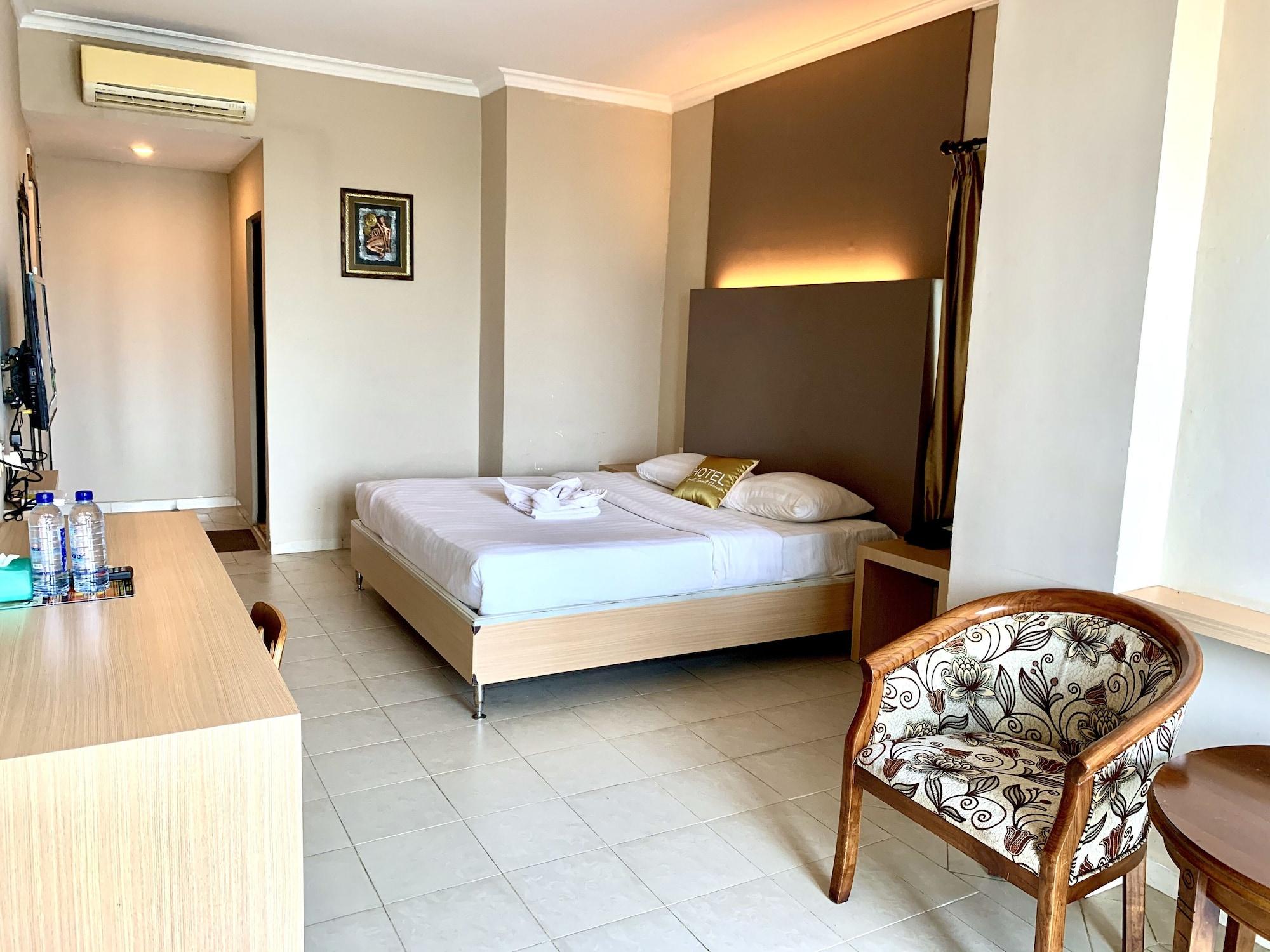 Sky View Hotel Managed By Os Batam Esterno foto